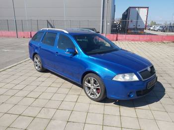 oktavia 2.0 tdi vrs dsg 125 Kw 6 brzina 2009 god full