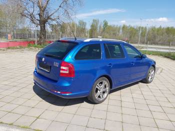 oktavia 2.0 tdi vrs dsg 125 Kw 6 brzina 2009 god full