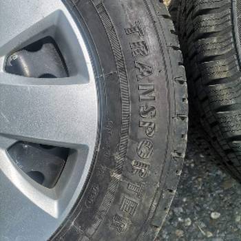 Komplet 4 teretne gume sa felnama (Continental I Minerva transporter)