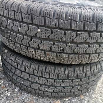 Komplet 4 teretne gume sa felnama (Continental I Minerva transporter)