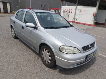 Astra G stranac 1.4b 16v 66kw 2000 god odlična