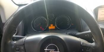 Prodajem auto Opel Antara 2.0 cdti