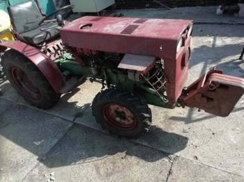 Traktor Agrija 4800, vocarski, u delovima ili ceo