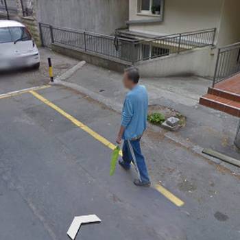 Izdajem dva garazna mesta, Bilećka 22 na Vozdovcu