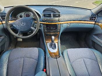 Mercedes E klasa E320 150kw 2004g automatik stranac