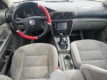 Pasat 5.5 stranac 1.9 TDI 74Kw 2003 god