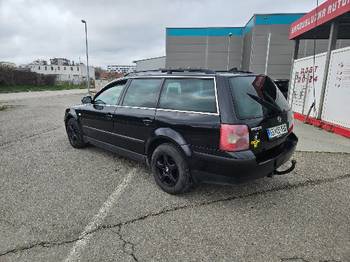 Pasat 5.5 stranac 1.9 TDI 74Kw 2003 god
