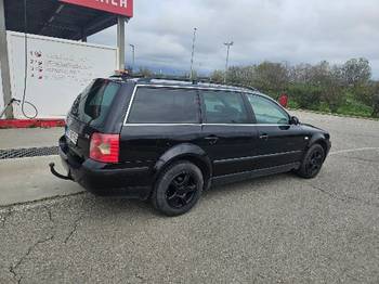 Pasat 5.5 stranac 1.9 TDI 74Kw 2003 god