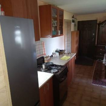 Avala, kragujevacki put. 200 m2, uknjizena 130.000 e