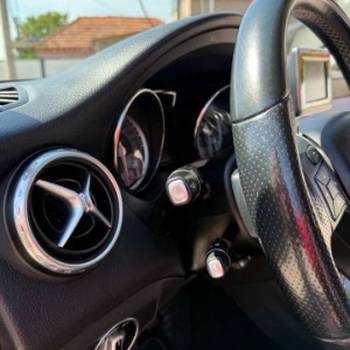 Mercedes Benz GLA 220 2,2 2015. god