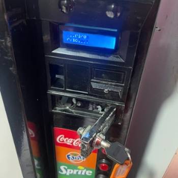 Vending Aparat Tecnomat za pice ~ sokove pivo vodu