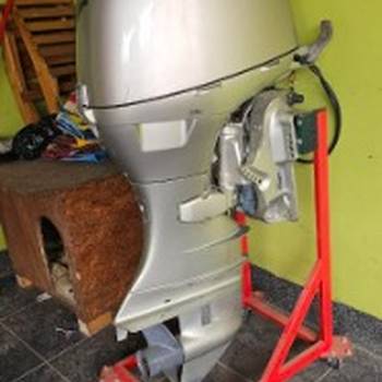 Motor za gliser Honda