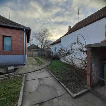 Prodaje se kuća u Subotici - katastarska opština Donji grad