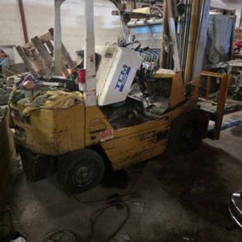 Prodajem vecu kolicinu granita, mermera, masina za kamenoresce