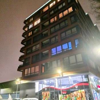 Parking mesto u novoj zgradi kod Susa