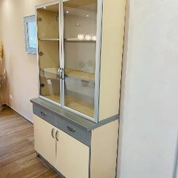 Prodajem ocuvanu komodu