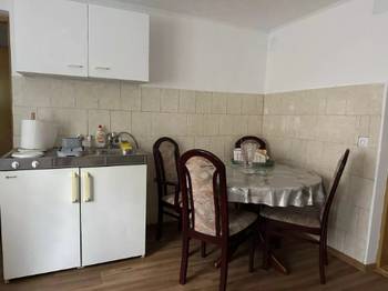 Izdaje se vikendica u Kajtasovu-Bela Crkva
