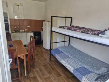 Izdajem smestaj za radnike u Dobanovcima