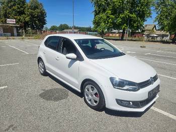 Polo 1.2 TSI 77kw 6 brzina 2011g tek stigao. Kao nov. Ocarinjen,