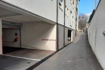 Prodajem garazu