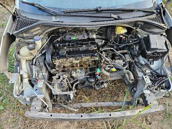 Pezo 207 stranac 1.4b 16v 65kw 2007 god
