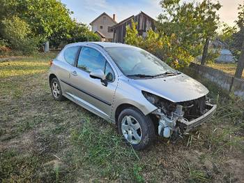 Pezo 207 stranac 1.4b 16v 65kw 2007 god